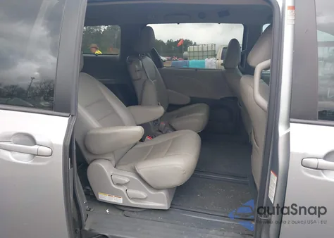 2015 Toyota Sienna Le 8 Passenger from USA, damaged, VIN 5TDKK3DC1FS649773